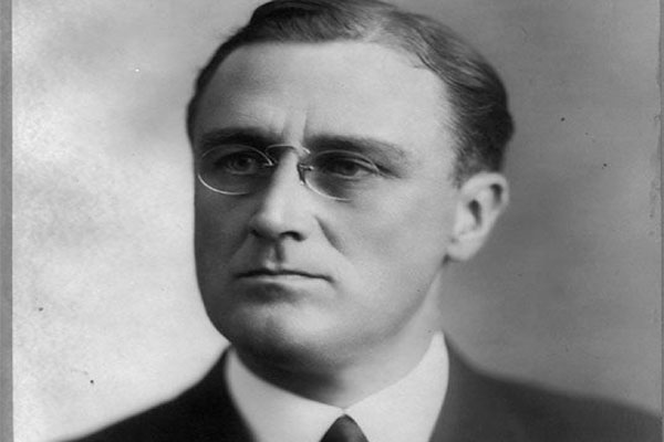 世界十大公认伟人，在历史中都占据非常重要的位置