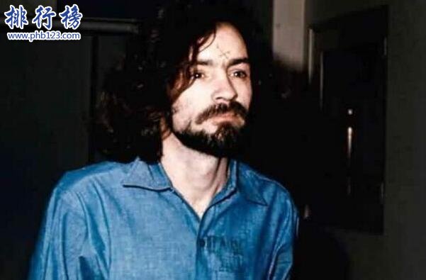 莎朗·塔特为什么被杀?莎朗·塔特被开膛了吗?(凶杀现场图片)