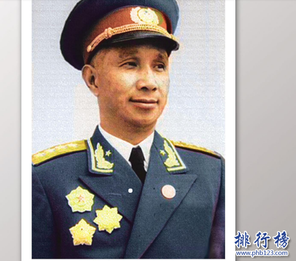 湖南十大元帅：第一人民心中的英雄（彭德怀）