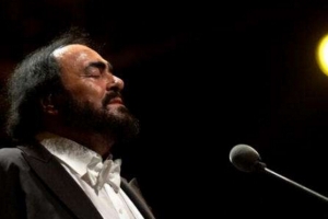 世界三大男高音：卢恰诺·帕瓦罗蒂被誉为“高音之王”