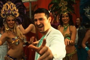 世界最高音：亚当·洛佩兹·科斯塔(八个音域音高为C♯8)