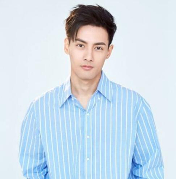 中国十大最帅校草排行榜，都长着一张初恋的脸