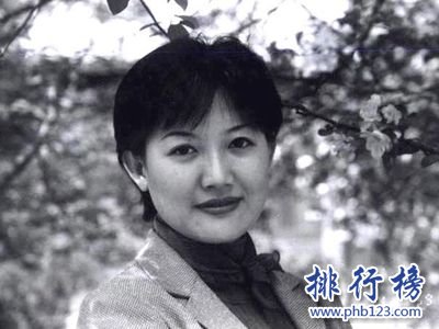 【网评中国女排历史十大美女】网友：女排啊全是腿