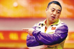 刘国梁为什么叫刘月半？刘国梁为什么卸任国乒总教练？