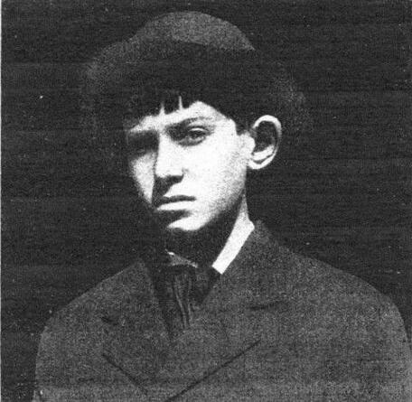 世界上智商最高的人：威廉·詹姆斯·席德斯智商300(3岁自学中文)