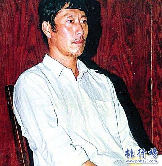 中国十大杀人魔:一个用轧面条机杀17人一个因口角杀12人