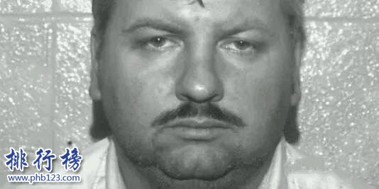 十大恐怖杀人魔:一个吃人肉一个专掏妓女的内脏