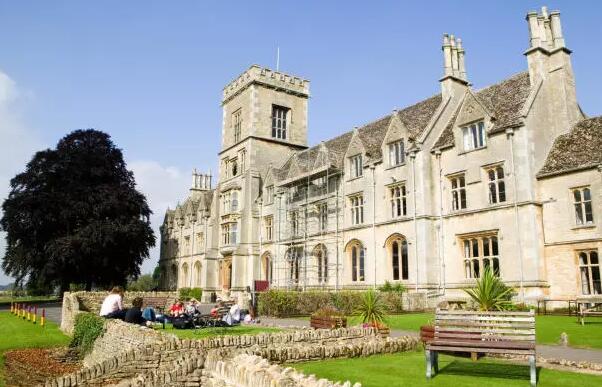 世界十大教育强国 中国上榜，第一拥有150顶尖大学