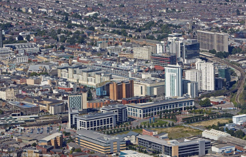 英国top20城市大小排名，伦敦不及莱斯特，相差9个利物浦